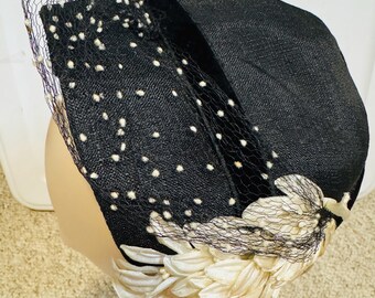 Vintage Draper the May Company Los Angeles Hat 1950s Floral 