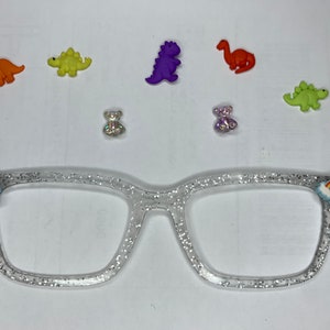 Magnetic eyeglass charms