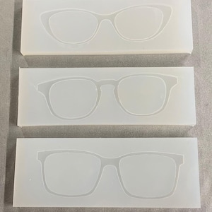 Eyewear silicone mold