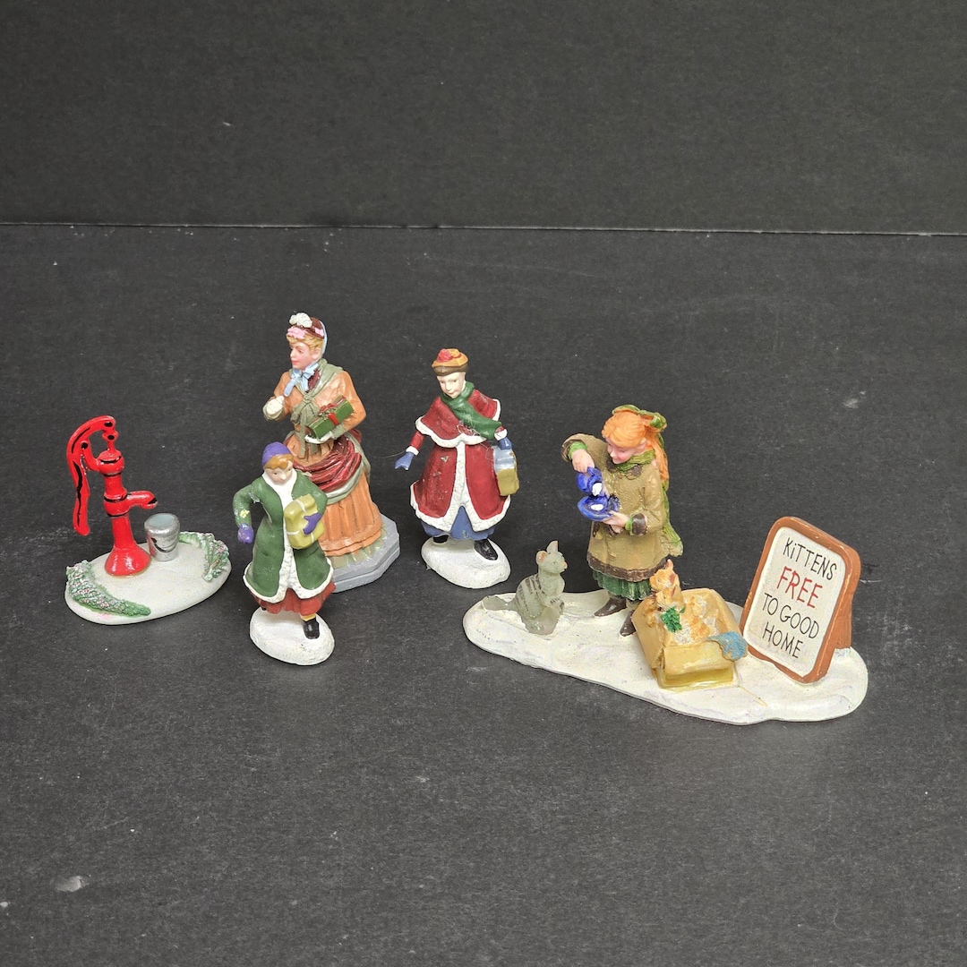 Lemax 22142 Caddington Village - Figurine Holiday Shopping With Mum