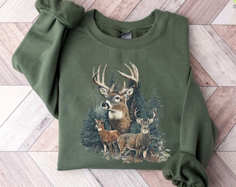 Vintage Deer Graphic Sweatshirt: Retro Outdoorsy Crewneck