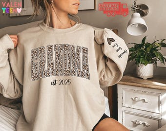 Sudadera personalizada de leopardo para abuela: regalo personalizado con nombre para niños en la manga
