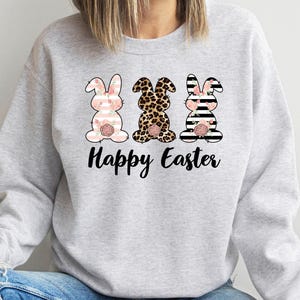 Happy Easter Bunny Sweatshirt, Floral Leopard Print Bild 3