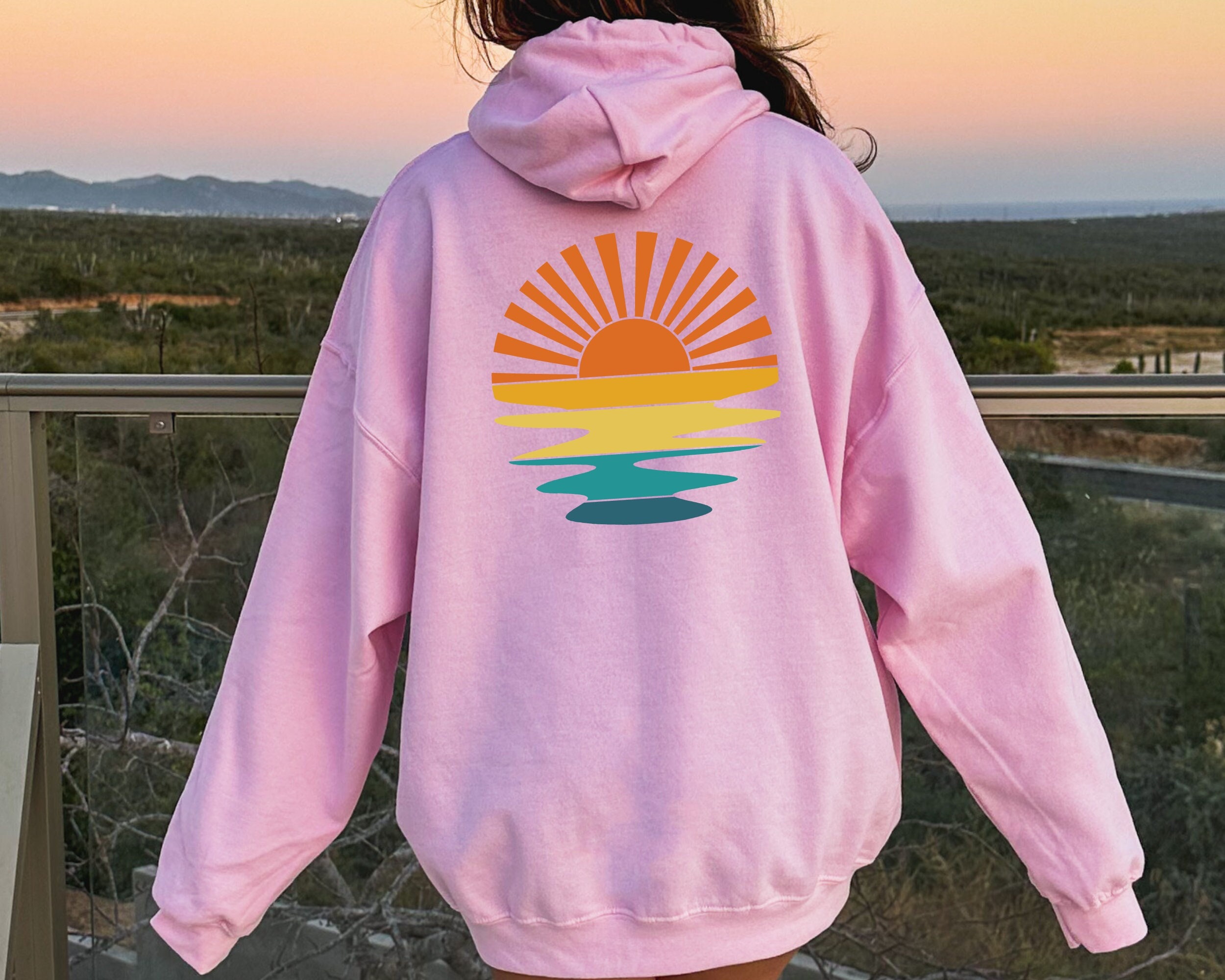【oan】FIVE Vibe Pigment Sweatshirt Retro Sunshine Hoodie, Retro Sunset Rays Wavy Back