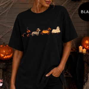 Halloween Dachshund Costumes Comfort Colors® Shirt, Spooky Wiener Dog Graphic Tee immagine 6