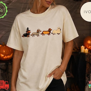 Halloween Dachshund Costumes Comfort Colors® Shirt, Spooky Wiener Dog Graphic Tee immagine 3