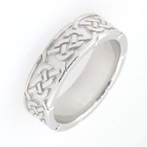 Sterling Silver Infinity Celtic Knot Band Engagement Wedding Band Ring