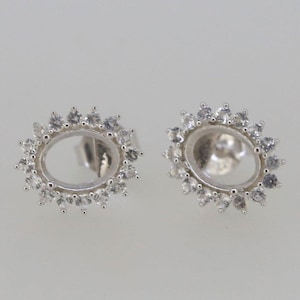 Pendientes de plata de ley con montura semicircular, 8 x 6 mm, halo con topacio blanco