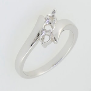 Sterling Silver Semi Mount Ring Setting Round RD 4x4mm 3 Stones Ring Bypass Design