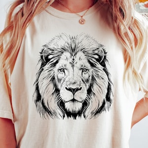 Lion face shirt, Majestic Lion Shirt, Wild Lion shirt, Animal lover shirt, Animal shirt, Animal face shirt, African Tribal shirt, zoo shirt