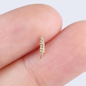 14K Solid Gold Leaf Stud Earring Tiny Leaf Stud Cartilage Piercing Tragus Helix Earring Conch Nose Stud Jewelry Threadless Flat Back Earring