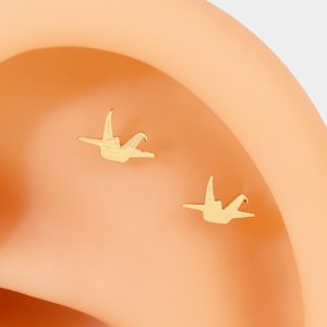 14K Gold Origami Crane Stud Earring Tiny Crane Cartilage Studs Cute Helix Conch Tragus Piercing Origami Crane Flat Back Earring Gift For Her