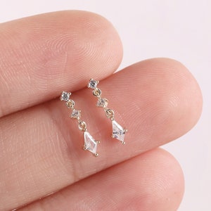14k Solid Gold Dangle Chain Kite Shape Stud Earring Helix Conch Moving Stud Earring Flat Back Stud Earring Threadless Cartilage Stud Earring
