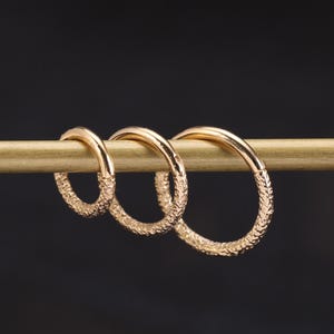14K Solid Gold Hammered Textured Seam Clicker Textured Helix Daith Rook Conch Ring Septum Hoop Cartilage Huggie Hoop Tragus Piercing Clicker