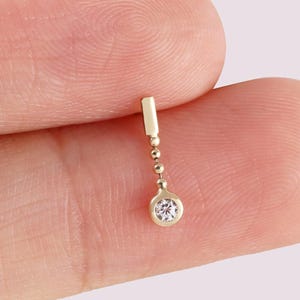 Pendiente colgante de oro macizo de 14 k con diamantes, para cartílago, moissanita, caracola, hélice, trago, sin rosca, con presión, para labio y parte trasera plana.