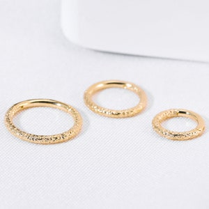 14k Solid Gold Hammered Textured Seam Clicker Textured Helix Daith Rook Conch Ring Septum Hoop Cartilage Huggie Hoop Tragus Piercing Clicker