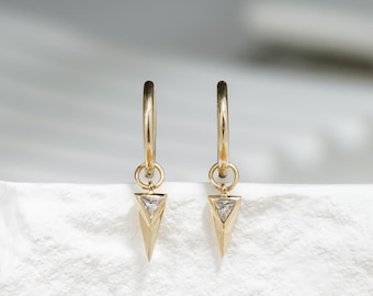 Ciondolo a triangolo pendente in oro massiccio 14 carati, ciondolo per orecchino cartilagineo, ciondolo per piercing all'elice, ciondolo per trago, ciondolo a cerchio piccolo, ciondolo per daith, regalo per lei