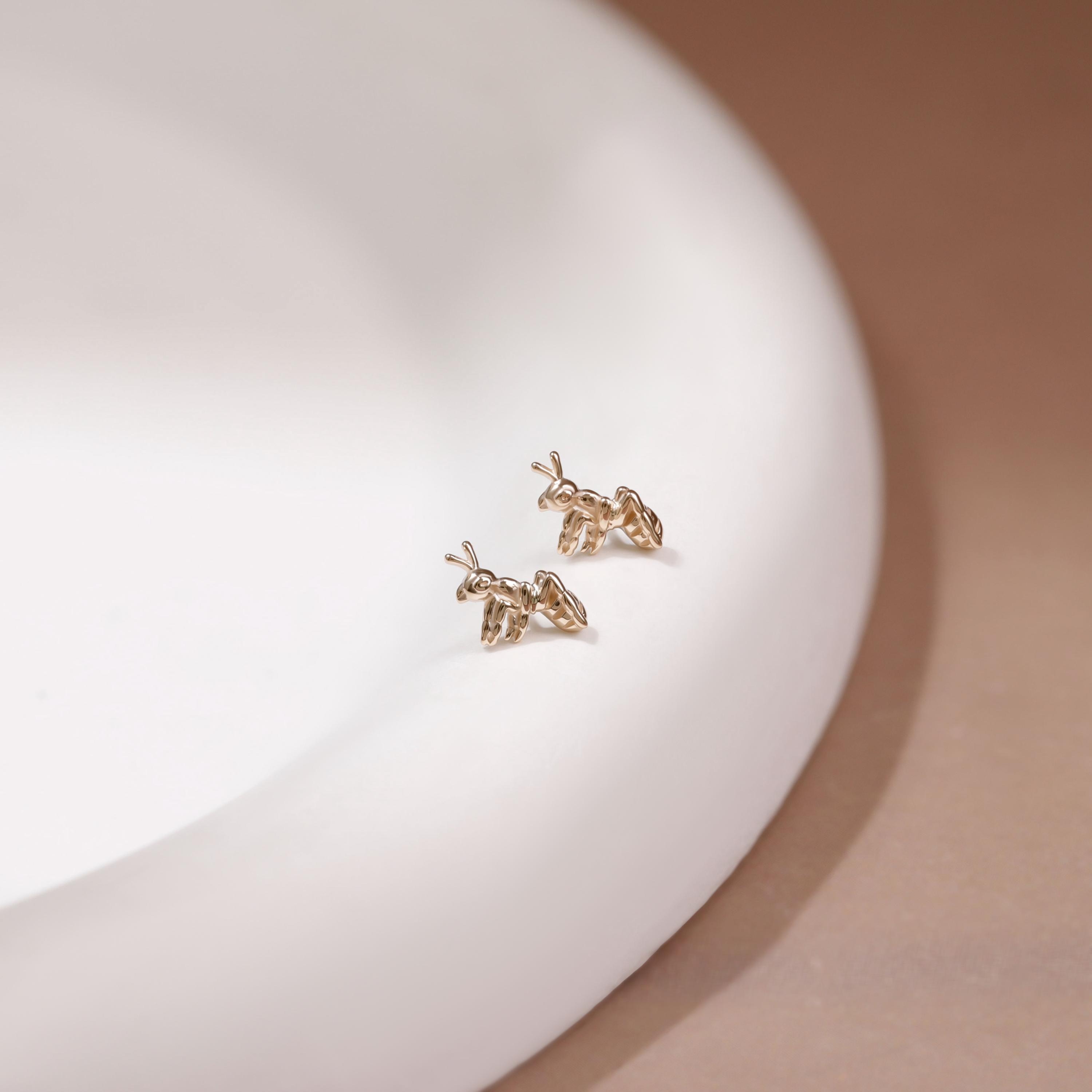 14K Solid Gold Ant Helix Stud Earring Dainty Ant Cartilage Threadless…