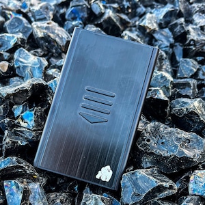 Cartera de metal RFID automática con clip para dinero y cierre deslizante de bolsillo minimalista elegante para hombre de ApeX Armor