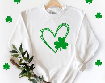 Heart Shamrock Sweatshirt, Lucky sweatshirt, Clover sweatshirt, St Patricks Day Sweatshirt Women, Green Shamrock Sweatshirt, Irish Crewneck