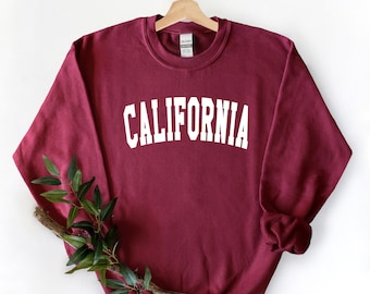 California Sweatshirt, Womens crewneck sweatshirt, California sweatshirt for women, California Gift sweatshirt, California Bear sweatshirt