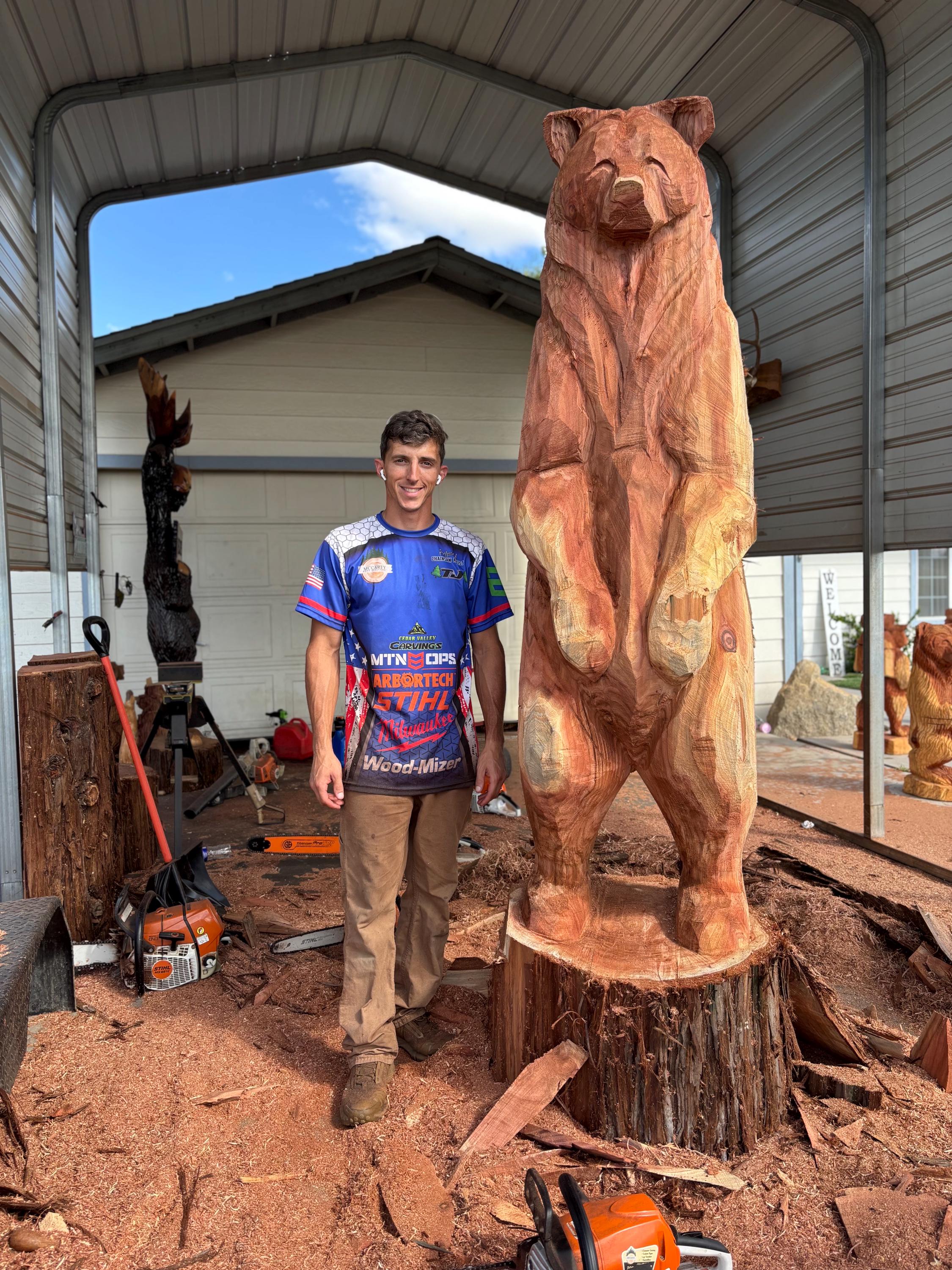 8ft Redwood / Sequoia Bear Sculpture (chainsaw) Lifetime Warranty