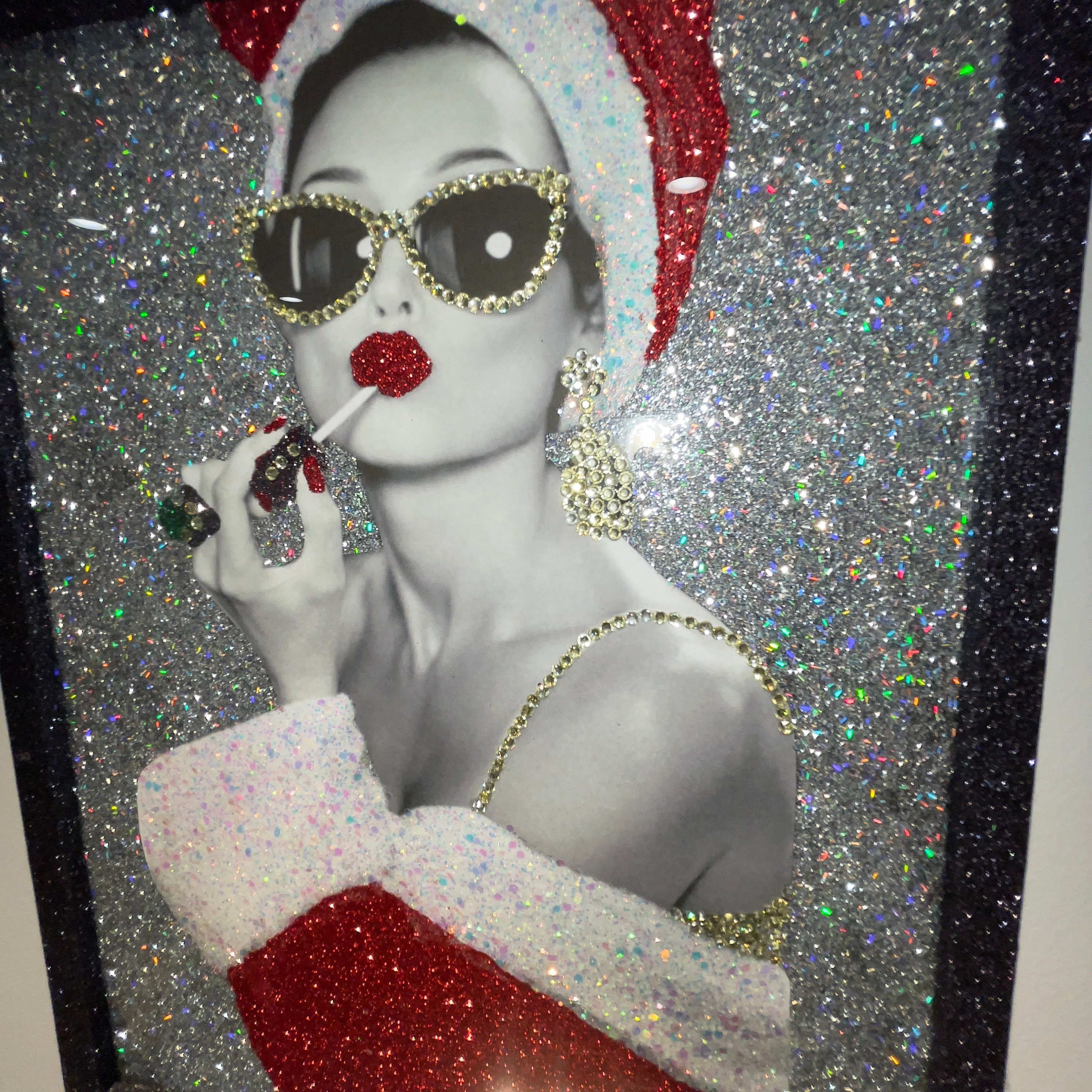 Glitter Audrey Hepburn Glamorous Lipgloss Sunglasses Canvas 