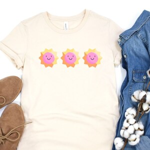 Womens fit sunny T-shirt, 3 happy suns, smiley suns, cute T-shirt, new for 2023, cream