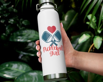 Pickleball girl bottle, warm beverages, cold beverages, water bottle, pickleball, pickle ball, pickleball court