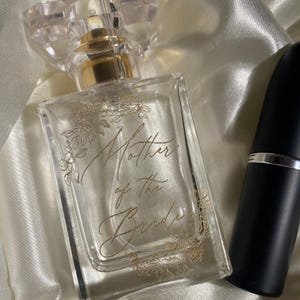 Empty Perfume Bottle Custom Engraved Wedding Keepsake Mother of the Bride Gift Maid of Honor Bridesmaid Wedding Favor Empty Glass Cologne