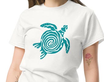 Turtle shirt, Ocean Vibes T-Shirt, Cute Turtle with Heart on Shell Design, Perfect for Sea Lovers, Ocean-Inspired Graphic Tee, Coastal Style