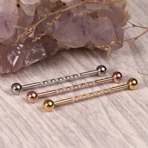 Industrial Bar 14G Industrie Ohrringe mit Pyramide und CZ Chirurgenstahl Knorpel Piercing Schmuck 1 1/2 Zoll 38mm