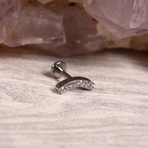 Flat Back Stud for Labret Monroe Cartilage and More G23 Titanium 16G 6mm/8mm/10mm Internally Threaded