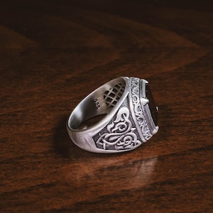 Flat Top Black Onyx Ottoman Ring in Sterling Silver, Vintage Mens Onyx Signet Ring with Engraved Motifs, Wide Band Ring, Wedding Silver Ring