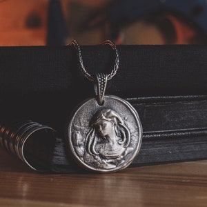 Virgo Zodiac Coin Silver Necklace, Astrology Necklace For Girlfriend, Zodiac Sign Men Necklace For Mama, Horoscope Pendant For Birthday Gift
