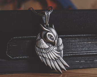 3D Majestic Parrot Silver Pendant Necklace, Beautiful Tropical Bird Necklace, Oxidized Animal Necklace, Nature Lover, Christmas Gift