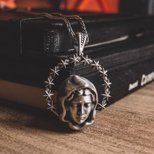Silver Mother Mary Necklace For Her, Virgin Mary Miraculous Charm Pendant in Silver, Spiritual Necklace For Christian, Faith Pendant For Men