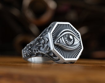 Gungneer All-Seeing Eye Ring - 18k Gold Plated Stainless Steel, Masonic/Illuminati Symbol, Sizes 7-13