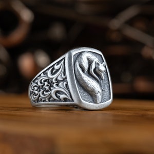 Unique Fox ring for animal lover gift, Wild fox jewelry for Symbol Of Good Future, Handmade signet ring for engagement gift