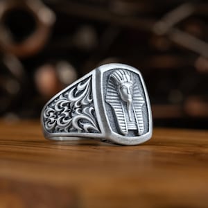 Ancient Egypt Pharaoh king Tutankhamun signet ring, Egyptian mythology jewelry with Tutankhamun for husband gift in silver