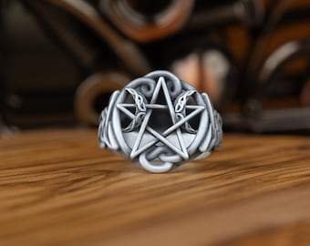 Crescent Moon and Pentagram Ring in Sterling Silver, Pagan Jewelry, Handmade Lightweight Silver Ring for Him and Her, Unique Wicca Jewelry