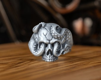 Kraken Skull and Tentacle Mens Ring in Silver, Octopus Gothic Ring in Oxidized Silver, Kraken Punk Ring For Best Friend, Ring For Men