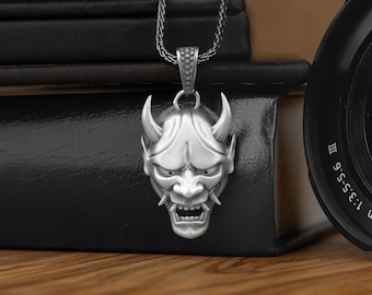 Japanese Oni Mask Necklace, Samurai Demon Mask Necklace For BoyFriend, Hannya Necklace For Him, Devil Necklace in Goth, Christmas Gift