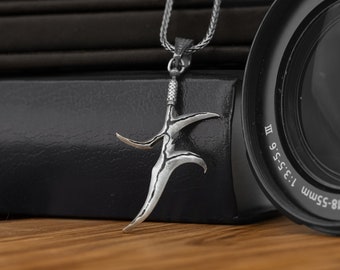 Collier homme argent poignard couteau noir, collier guerrier de la Terre du Milieu pour homme, collier épée cadeau pour petit ami, bague Elden en argent inspiré