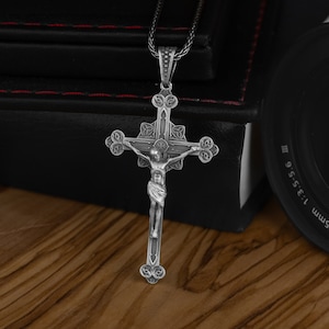 Sacrificed Jesus Christ in Crucifix Necklace For Christian in Silver, 925 Sterling Silver Faith Necklace For Him, Cross Bottony Pendant