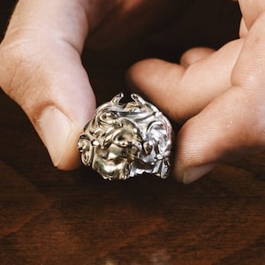 Wounded Medusa Handmade Sterling Silver Men Biker Ring, Greek Mythology Ring, Medusa Gothic Ring, Medusa Silver Men Jewelry, Ring for men