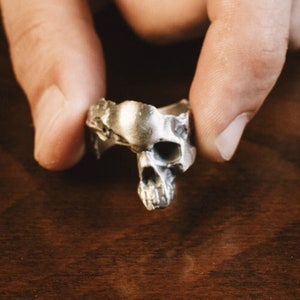 Wounded Skull Handmade Sterling Silver Men Biker Ring, Skull Gothic Ring, Skull Punk Ring, Wounded Skull Silver Men Jewelry, Ring for Men