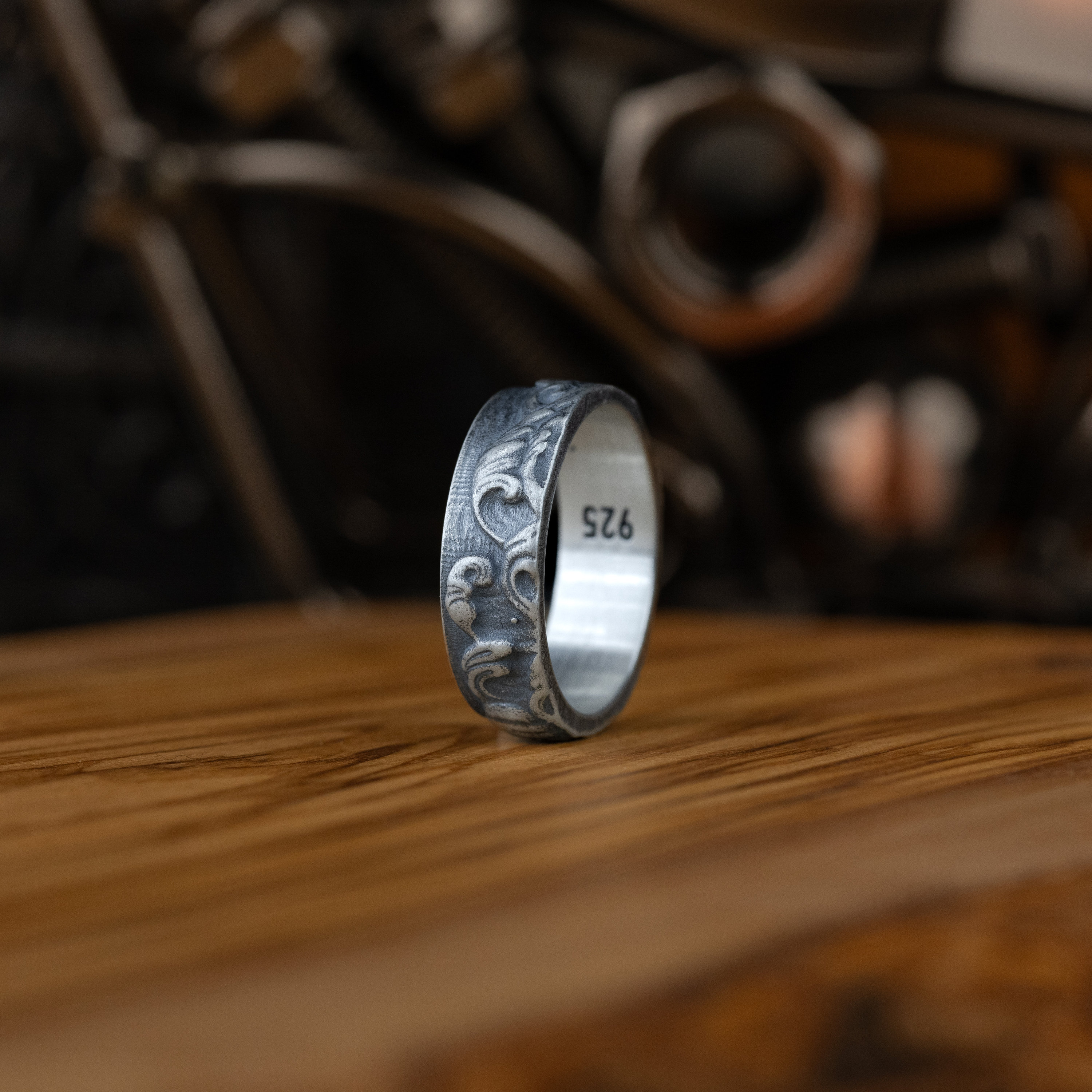 Bague Ancienne Argent Massif 925 – Jonc Anneau Créateur – Motif Vagues – Taille 45