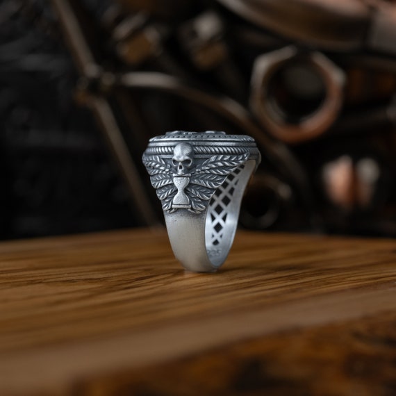 Flongo Herrenring Aus Edelstahl – Schwarz, Mit Römischen Ziffern, 0,8 Cm Breite, Im Geschenkbeutel