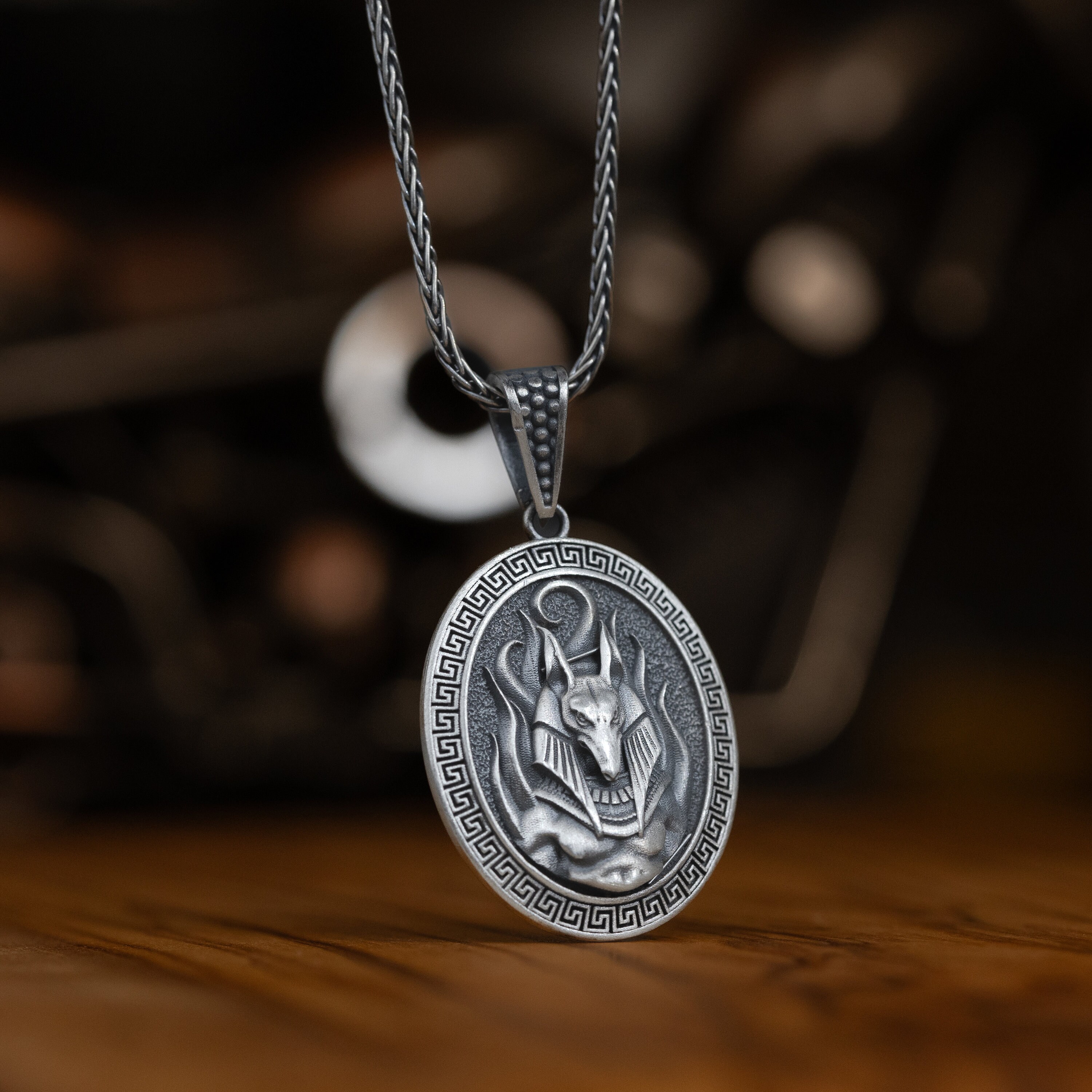エジプトのアヌビスハンドメイドシルバーペンダントネックレス、親友へ